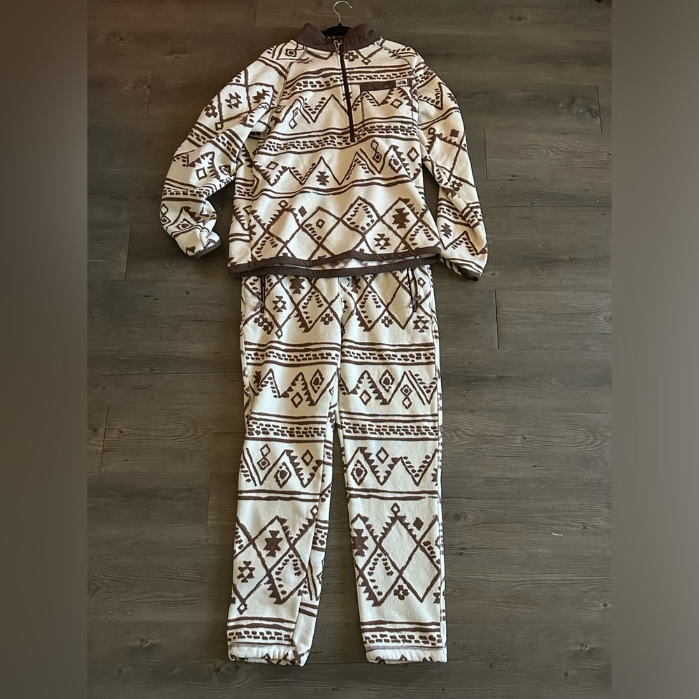 NorthFace Men’s Sweatsuit